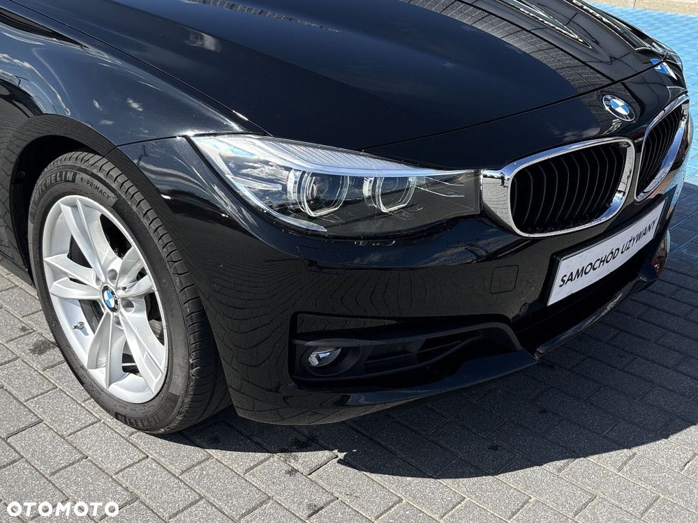 BMW 3GT 320i xDrive - 29