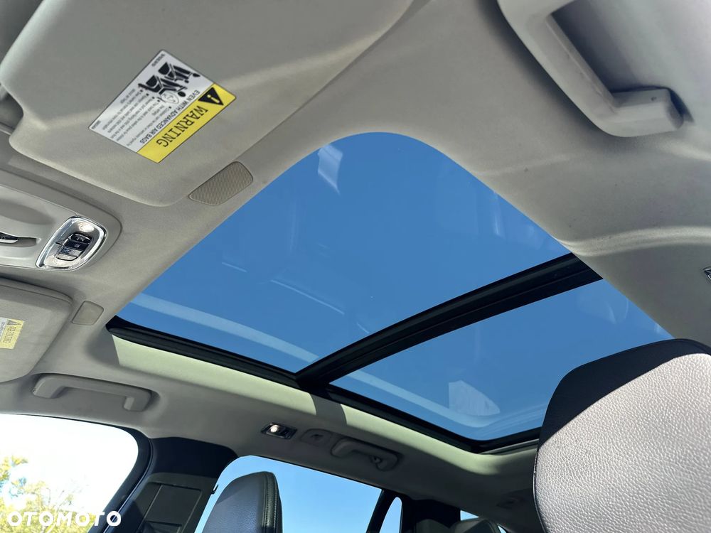 Volvo XC 90 - 20