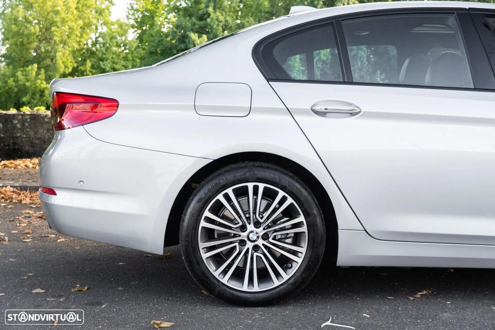 BMW 520 d ED Line Luxury - 38