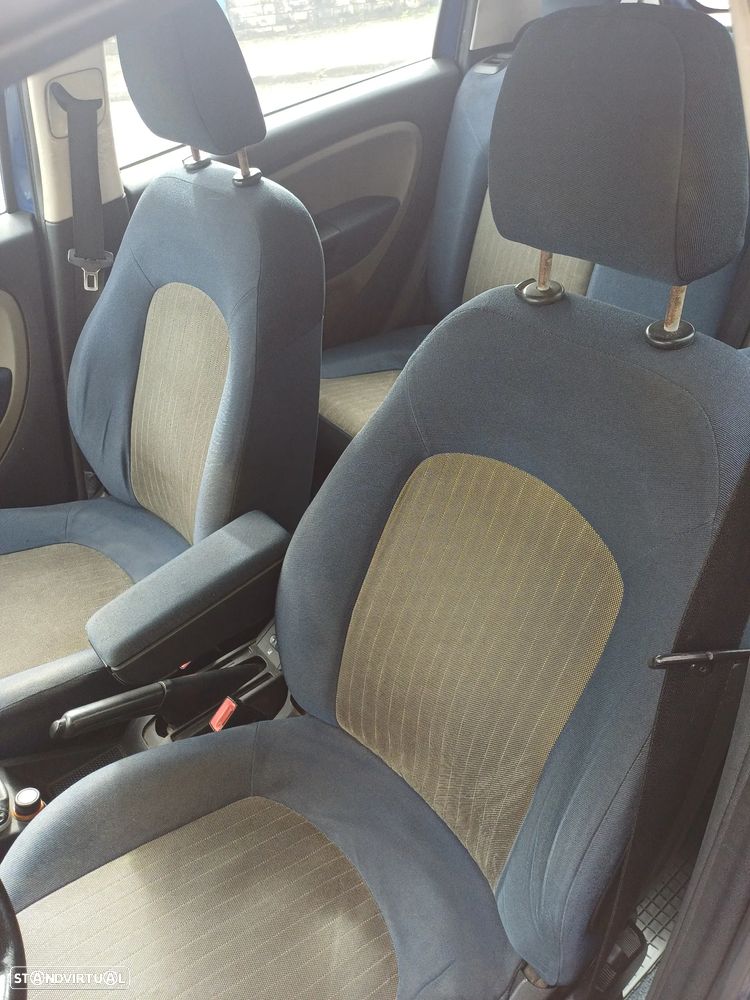 Fiat Grande Punto 1.3 M-Jet Emotion Dualogic 854 - 10