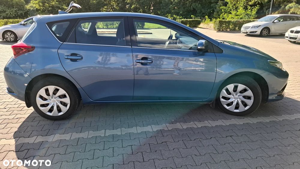 Toyota Auris 1.6 Premium - 7