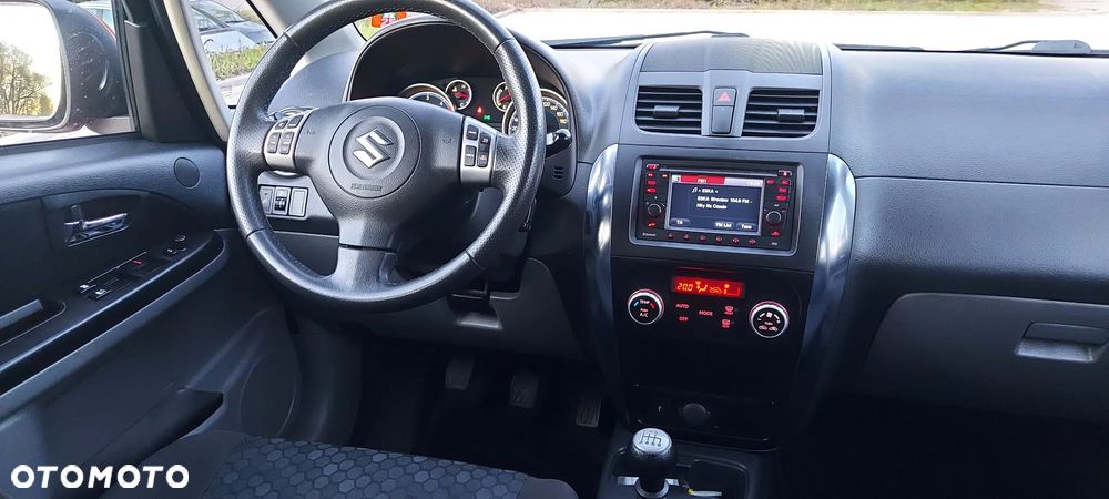 Suzuki SX4 2.0 DDiS 4x4 Style - 37