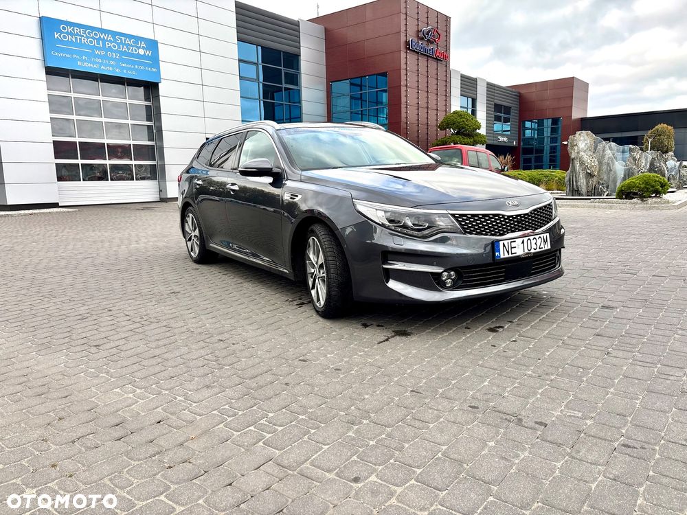 Kia Optima - 8