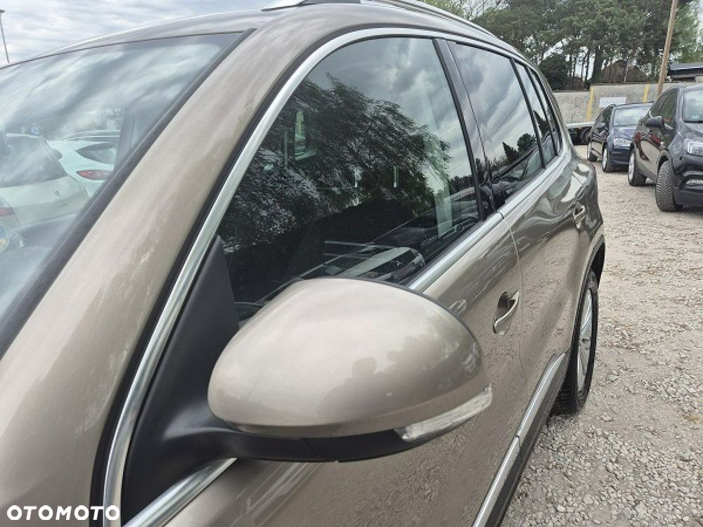 Volkswagen Tiguan - 10