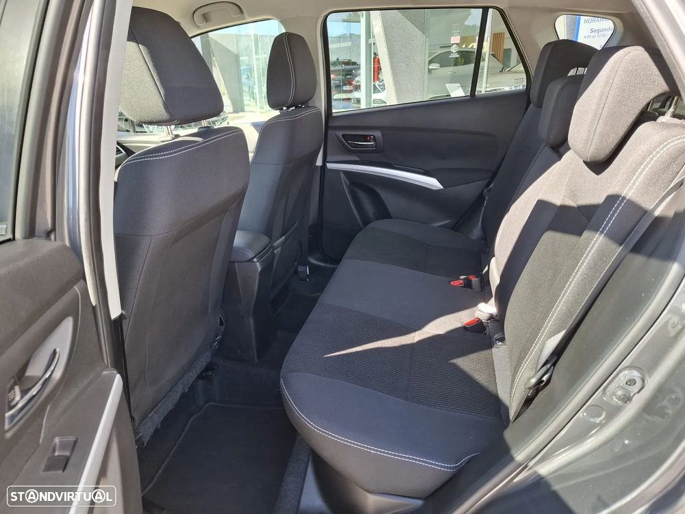 Suzuki SX4 - 36