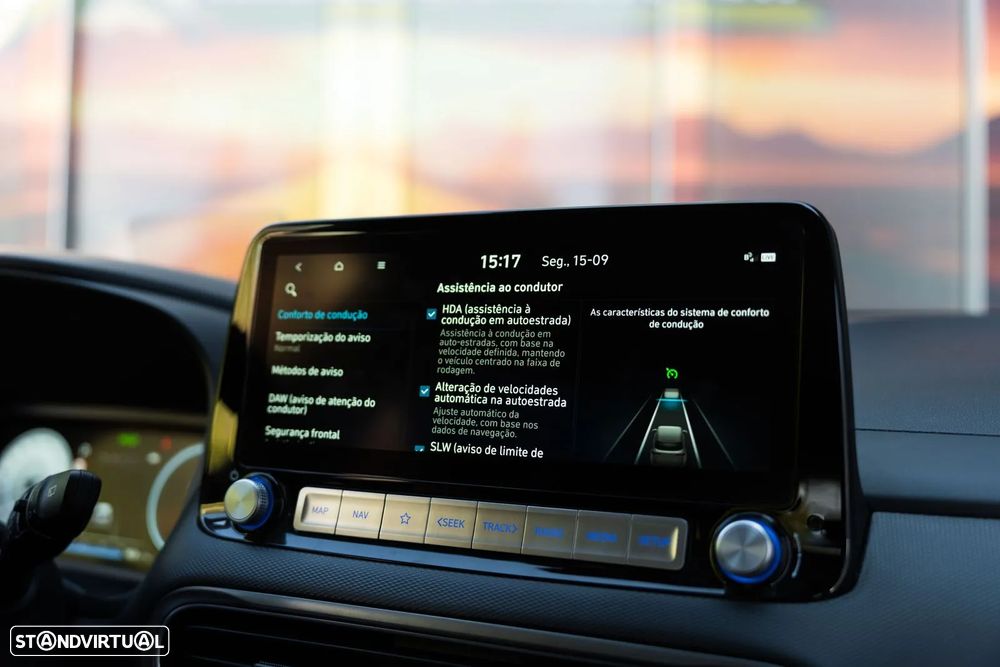 Hyundai Kauai EV 64 kWh Premium - 17