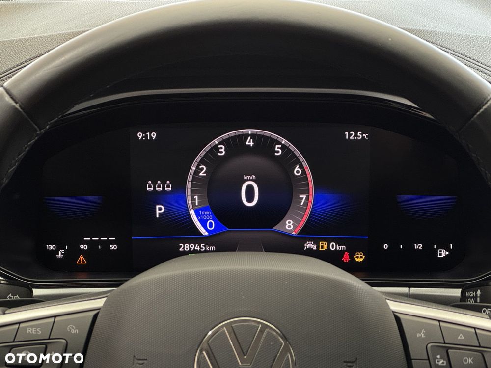 Volkswagen T-Roc - 16