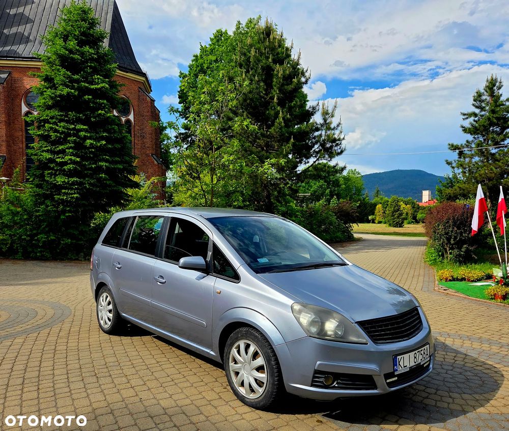Opel Zafira 1.9 CDTI Sport - 4