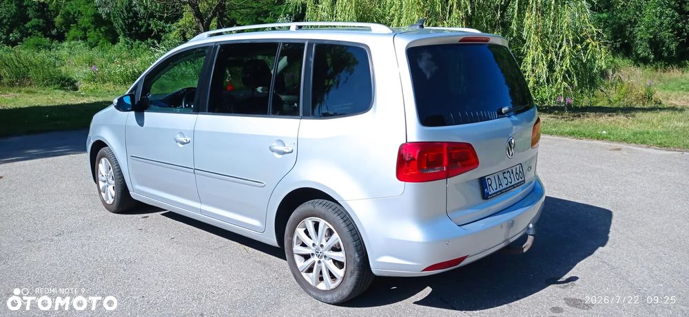 Volkswagen Touran 2.0 TDI Highline - 4