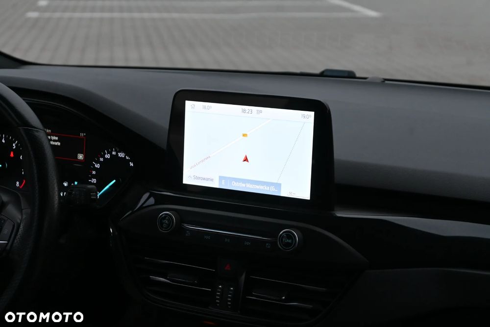 Ford Focus 1.5 EcoBoost ST-Line - 21