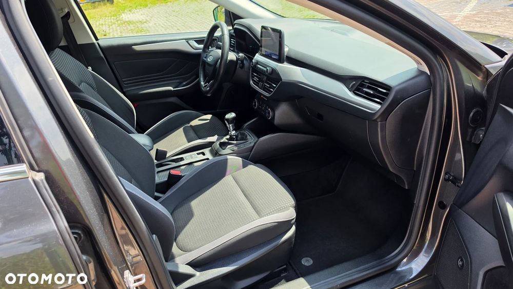Ford Focus SW 2.0 TDCi Titanium ASS - 6