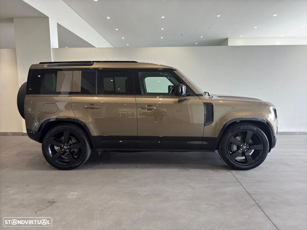 Land Rover Defender 2.0 P300e 110 AWD X-Dynamic SE - 4