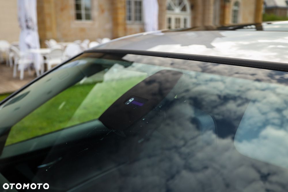 BMW Seria 3 320d xDrive DPF - 19