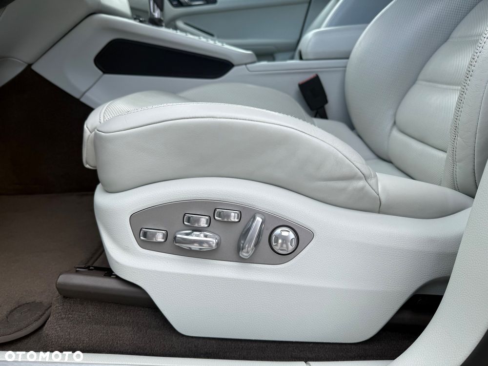 Porsche Macan - 13