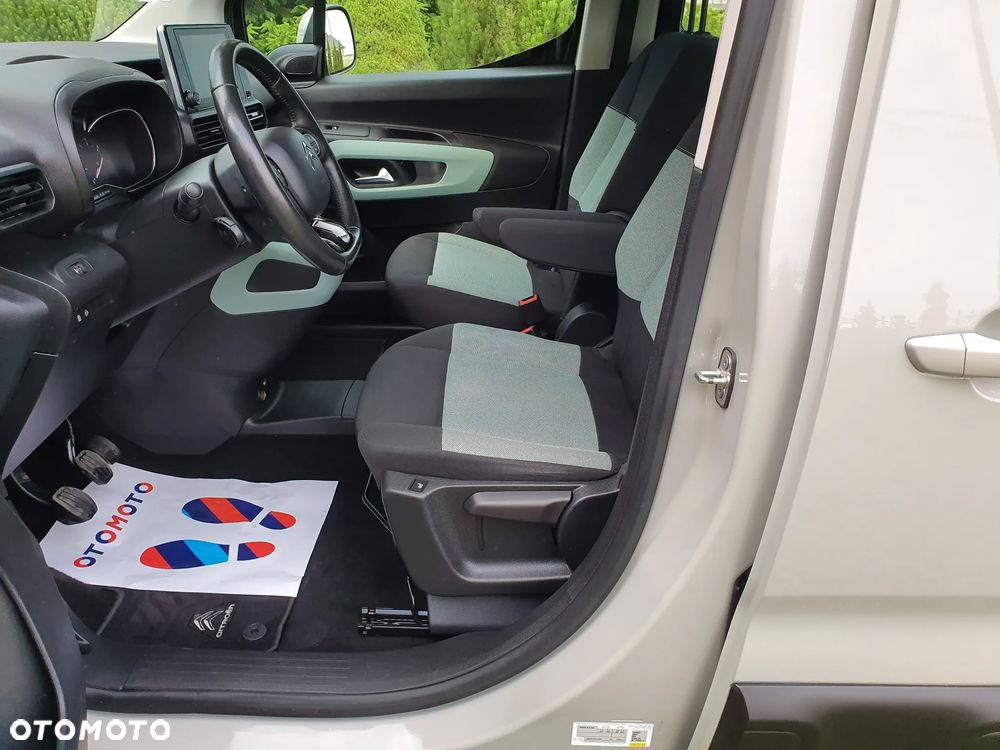 Citroën Berlingo XL PureTech 110 LIVE PACK - 12