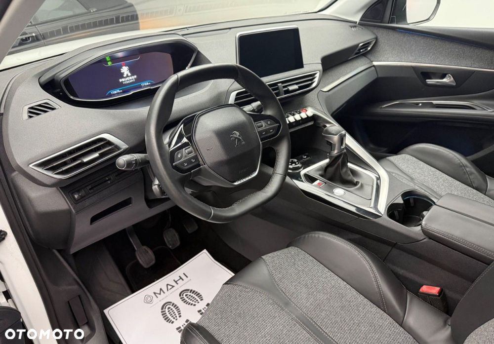 Peugeot 3008 2.0 BlueHDi Allure S&S - 24