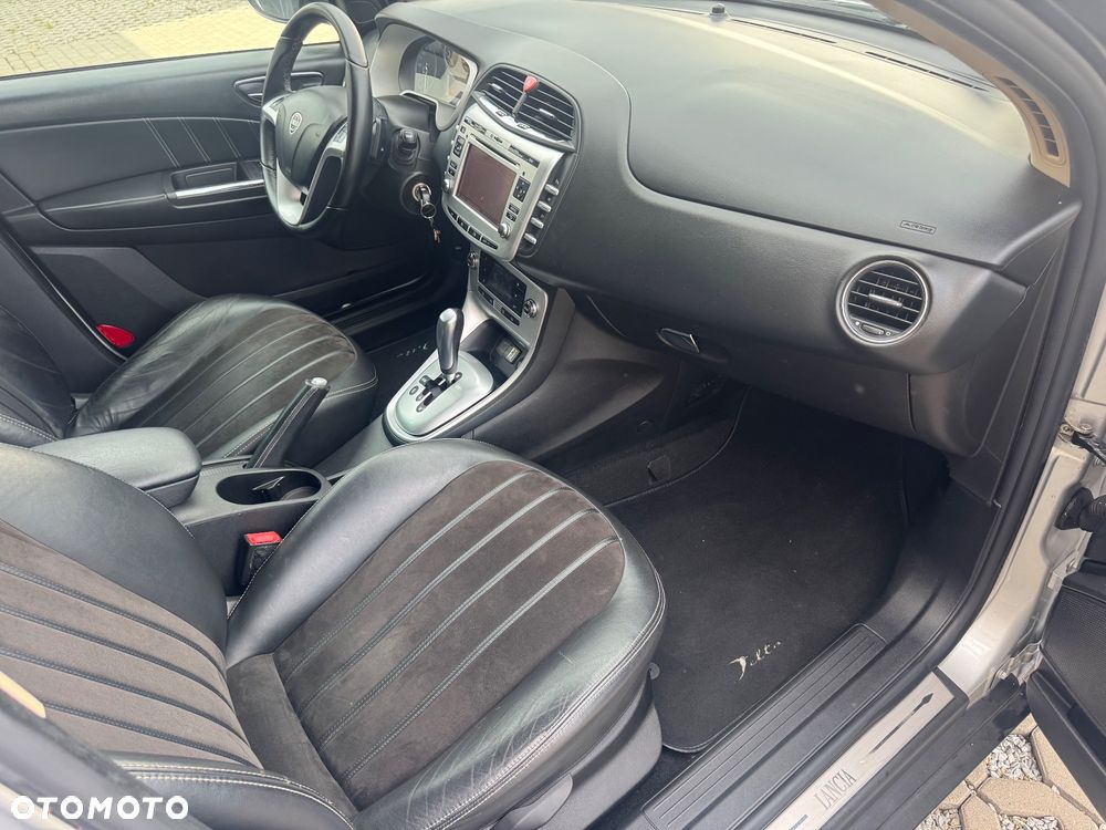Lancia Delta 1.6 MJ Platino Selectronic - 8