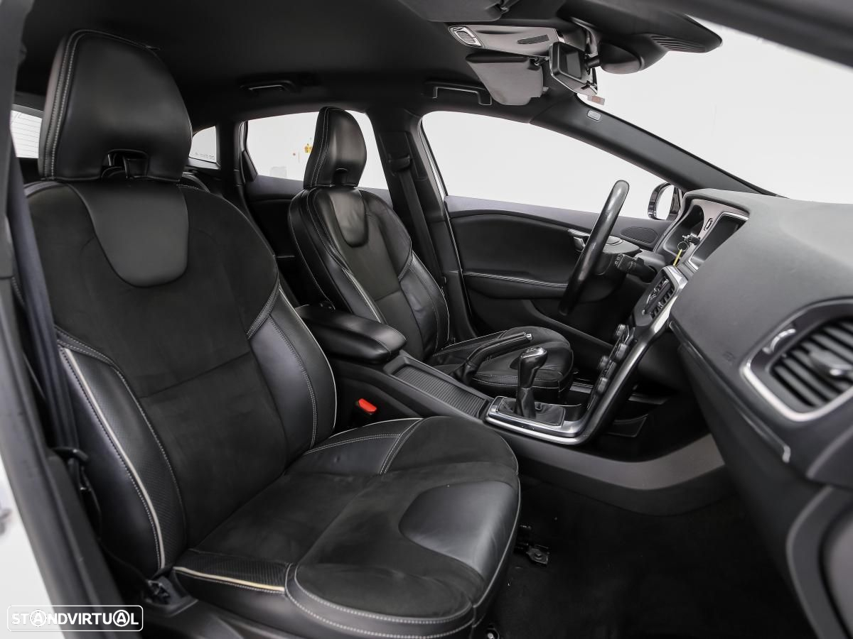 Volvo V40 2.0 D4 R-Design - 12