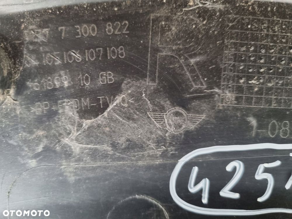 MINI COOPER F56 LISTWA BŁOTNIKA PRAWY TYŁ 7300822 - 2