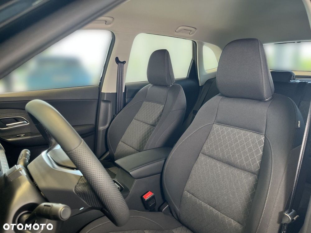 MG ZS Hybrid+ - 12