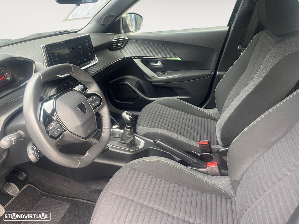 Peugeot 2008 1.2 PureTech Active - 9