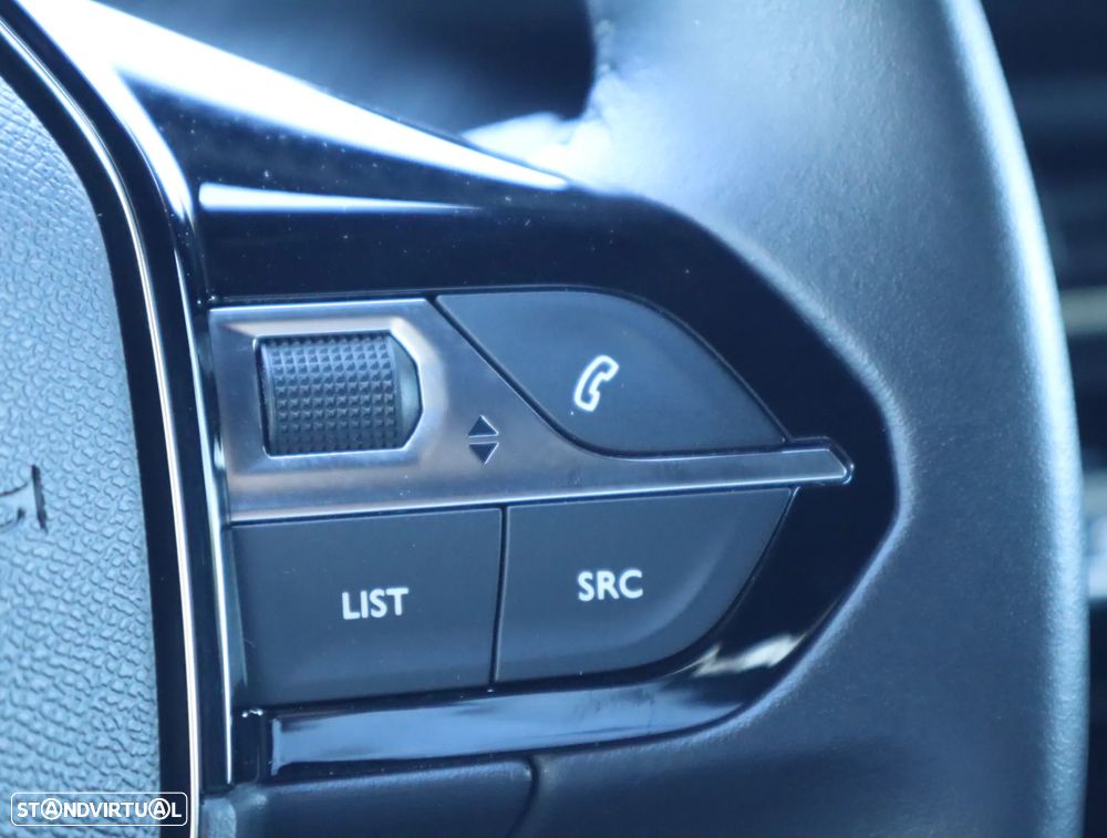 Peugeot 2008 1.2 Allure - 43