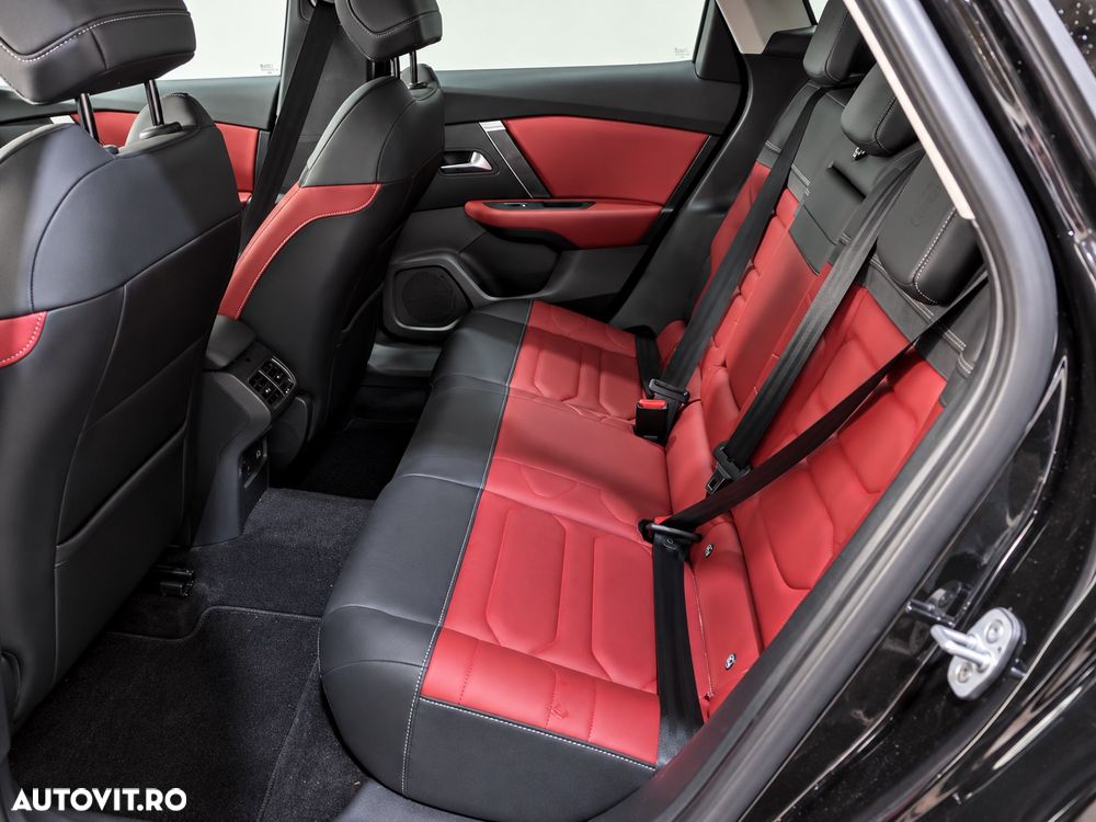 Citroën C4 PureTech 130 Stop&Start EAT8 SHINE - 13