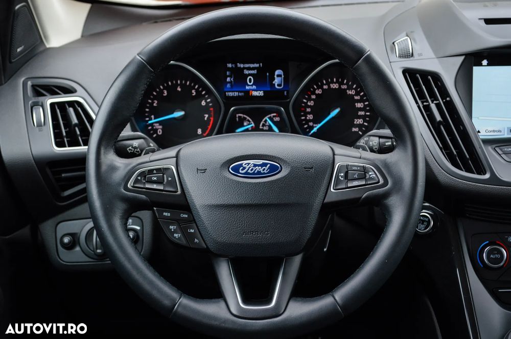 Ford Kuga 1.5 EcoBoost 4x4 Aut. Trend - 23