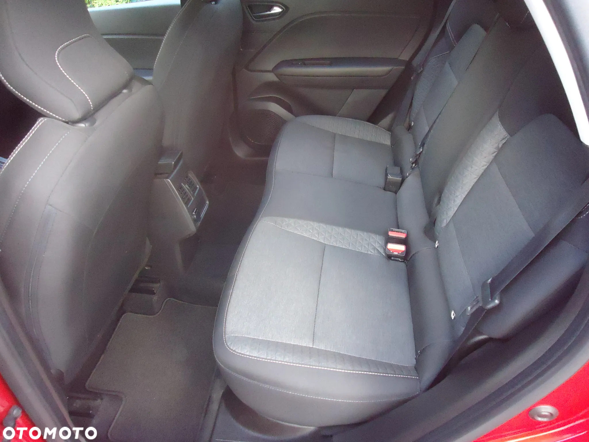 Renault Captur 1.0 TCe Zen - 17