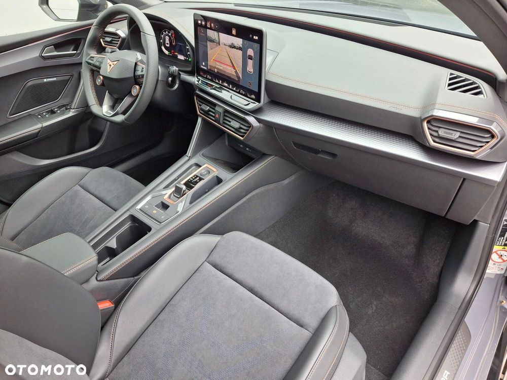 Cupra Leon 1.5 eTSI DSG - 23