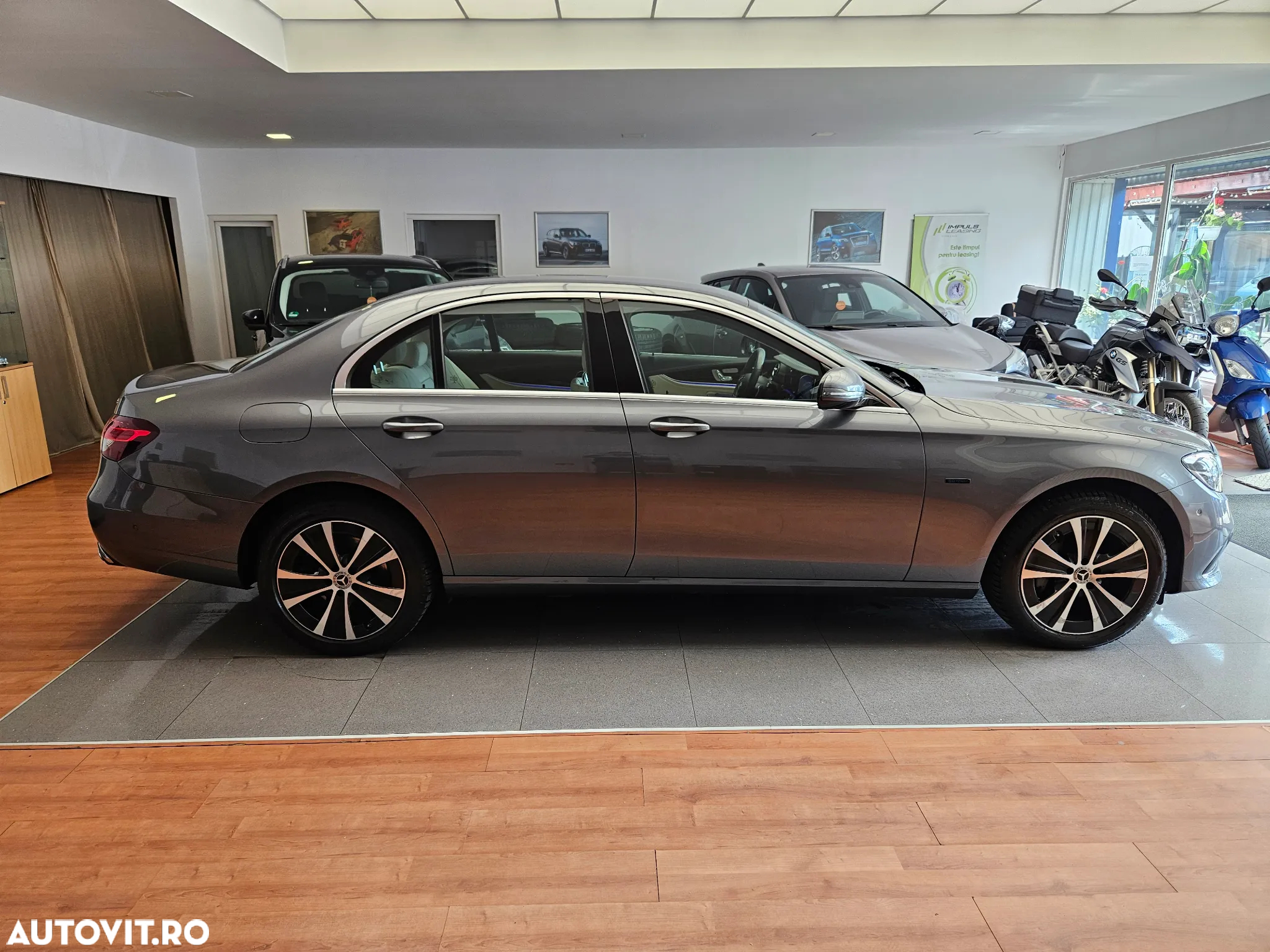 Mercedes-Benz E 300 de 4MATIC Aut. - 34
