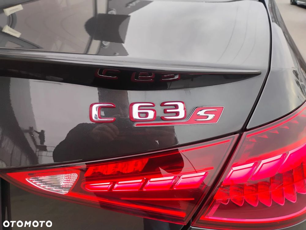 Mercedes-Benz Klasa C AMG 63 S E Performance PHEV 4-Matic - 26