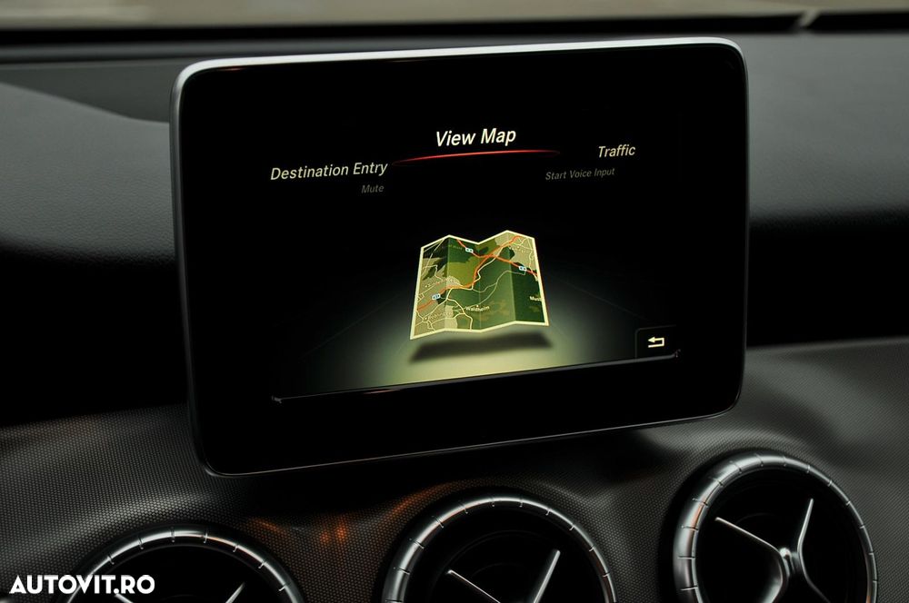 Mercedes-Benz CLA 200 d 7G-DCT AMG Line - 17