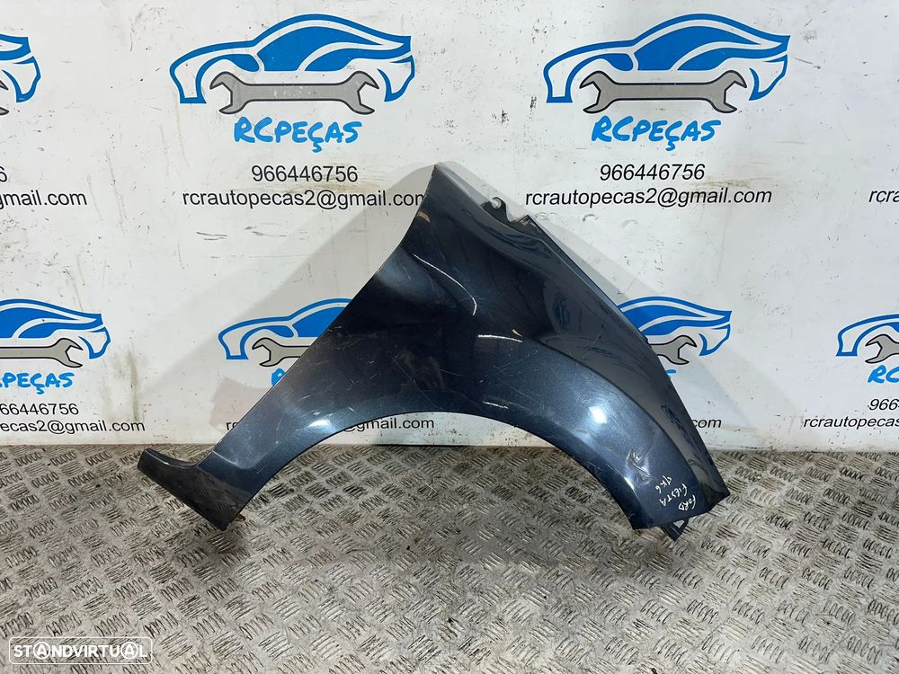 .Guardalamas Direito Ford Fiesta MK6 VI 6 2008 - 2017 - 3