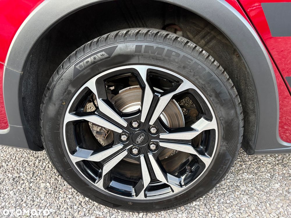 Ford Focus - 36
