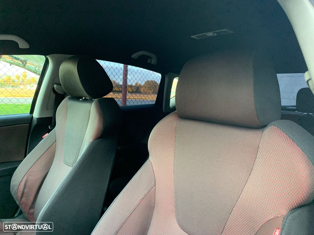 SEAT Leon 2.0 TDI FR DPF - 20