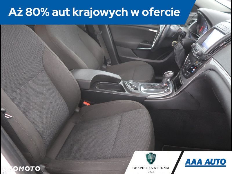 Opel Insignia - 10