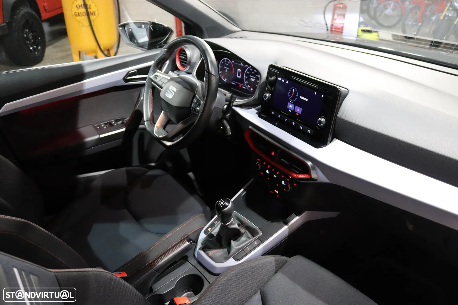 SEAT Arona 1.0 TSI FR - 13
