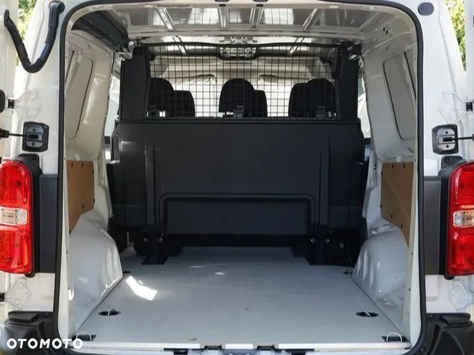 Opel Vivaro 2.2 CDTI XL 3,1t (brygadówka) - 5
