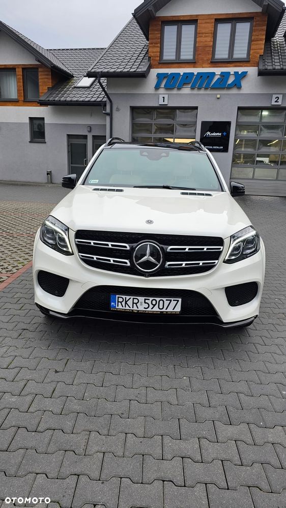 Mercedes-Benz GLS - 9