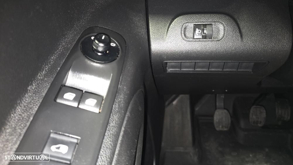 Peugeot Partner 1.5 HDI PRO STANDARD - 15