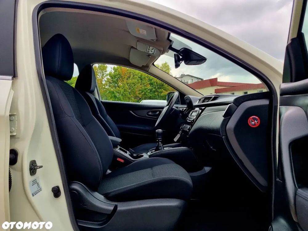 Nissan Qashqai 1.2 DIG-T Visia - 11
