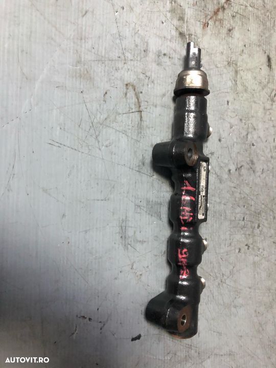 Rampa injectoare 1.6 hdi  peugeot 206 207 307 1007 citroen c2 c3 50 - 1
