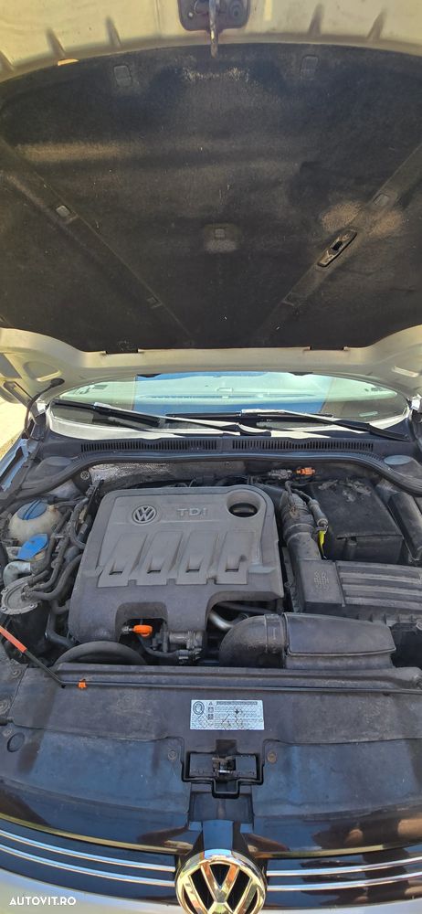 Volkswagen Jetta 2.0 TDI DPF Comfortline - 15