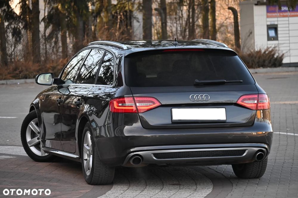 Audi A4 Avant 2.0 TFSI quattro S tronic S line Sportpaket - 11
