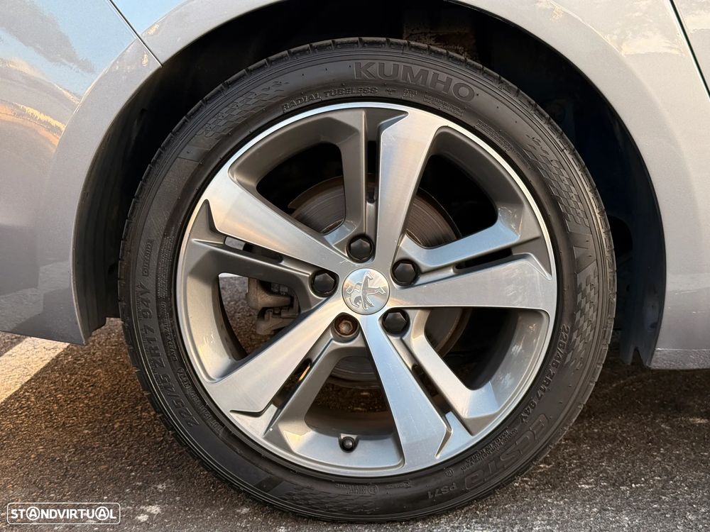 Peugeot 308 1.2 PureTech GT Line EAT8 - 15