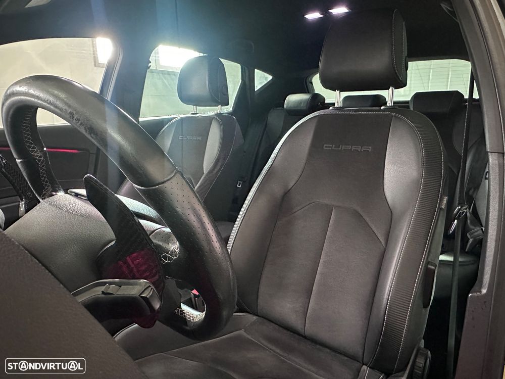 SEAT Leon 2.0 TSI Cupra DSG S/S - 8