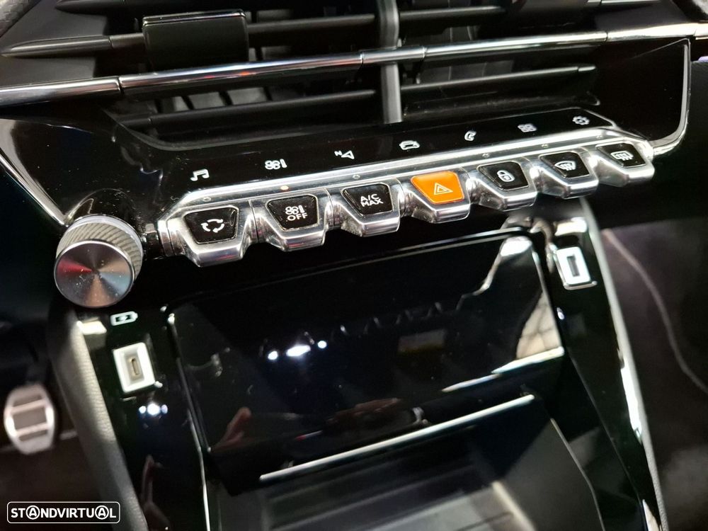 Peugeot 2008 1.5 BlueHDi GT - 22