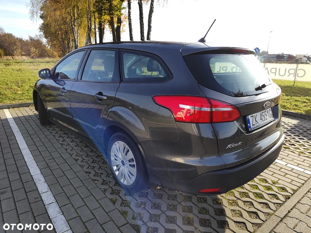 Ford Focus 1.5 EcoBlue Trend - 5