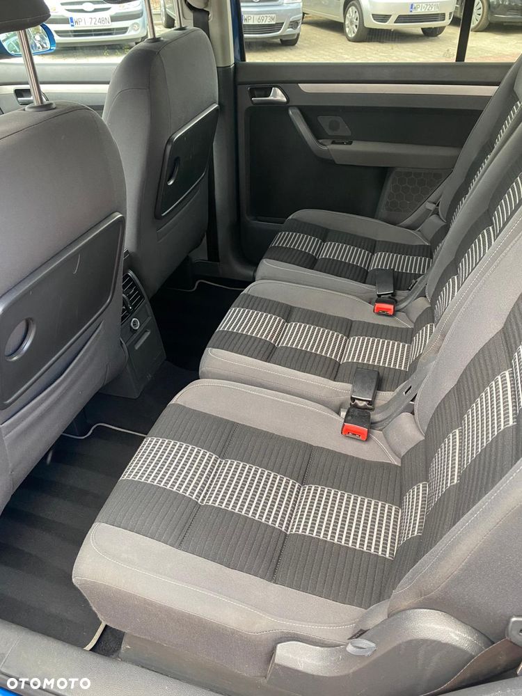 Volkswagen Touran 1.4 TSI United - 10